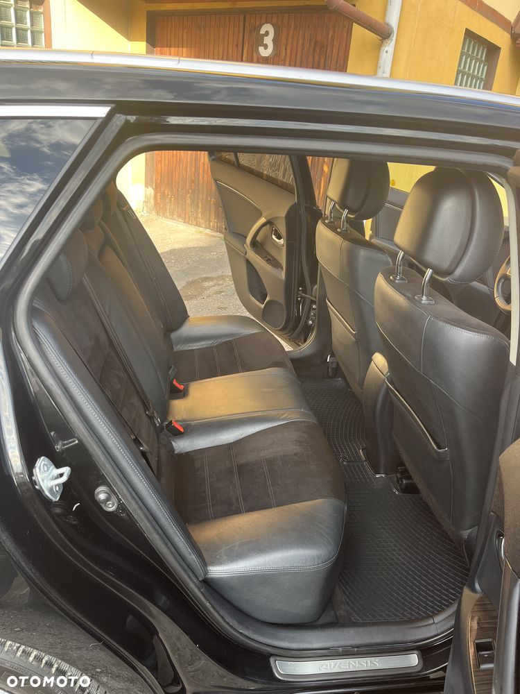 Toyota Avensis 2.2 D-4D Sol Plus NAVI - 8