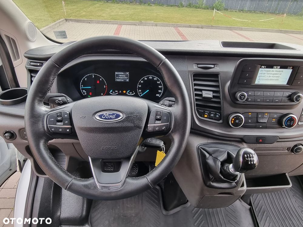 Ford Transit - 26