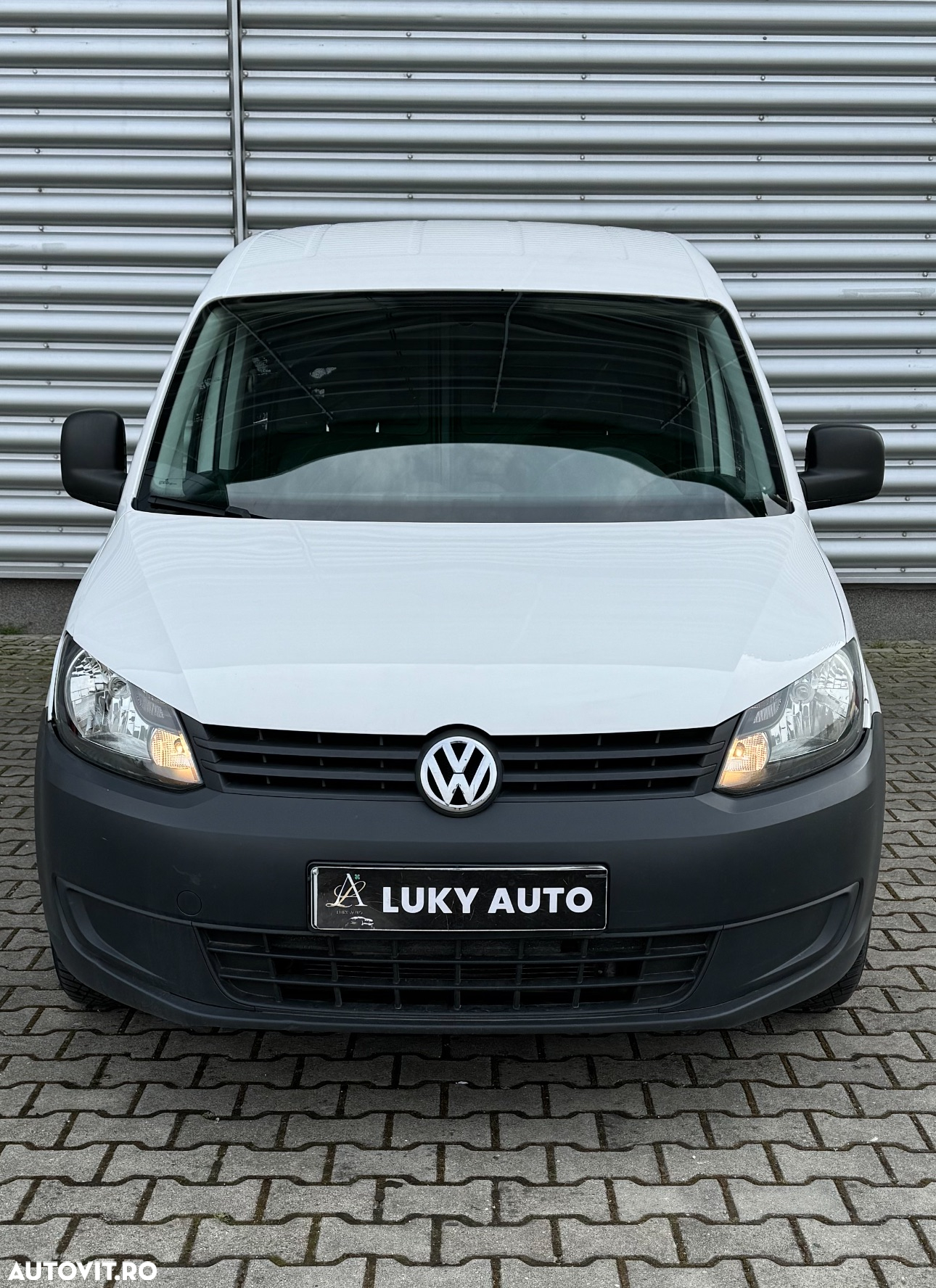 Volkswagen Caddy - 9