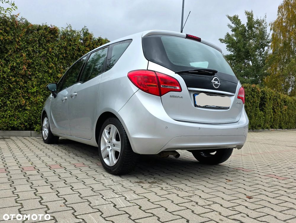 Opel Meriva - 8