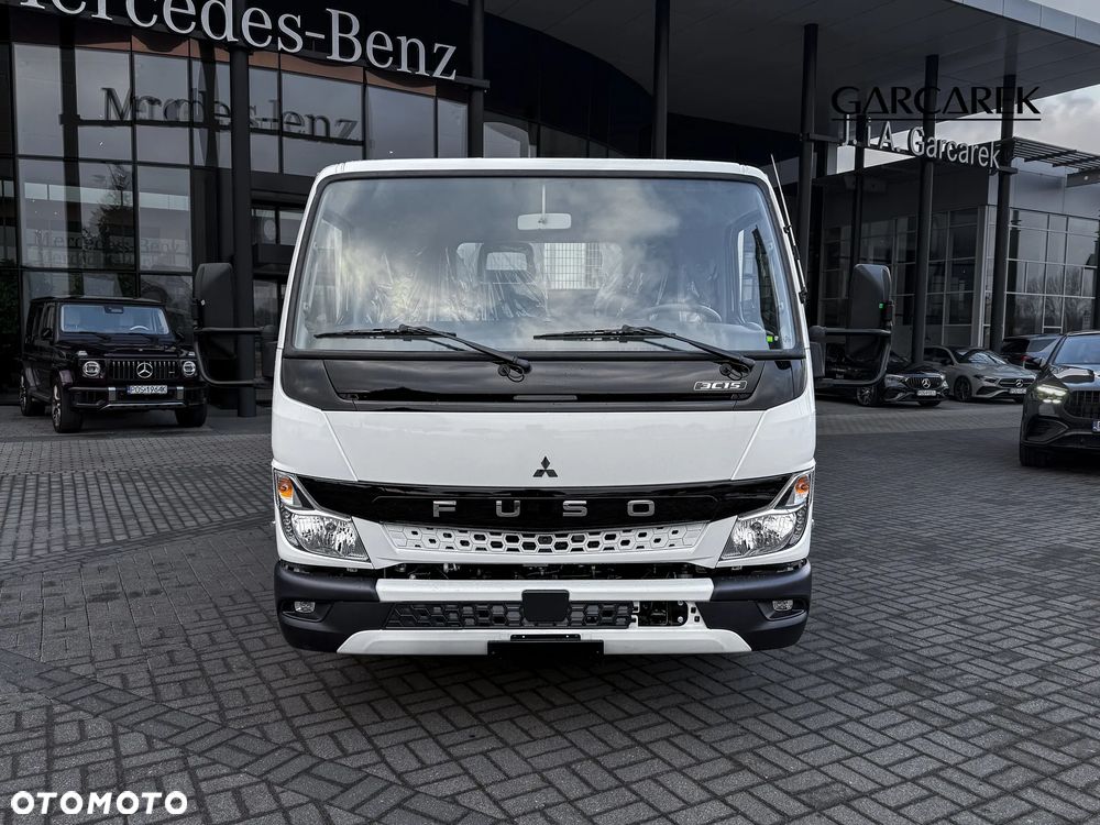Mitsubishi Fuso Canter 3C15 skrzynia stała 5 mb Romcar prawko B autoklima - 4