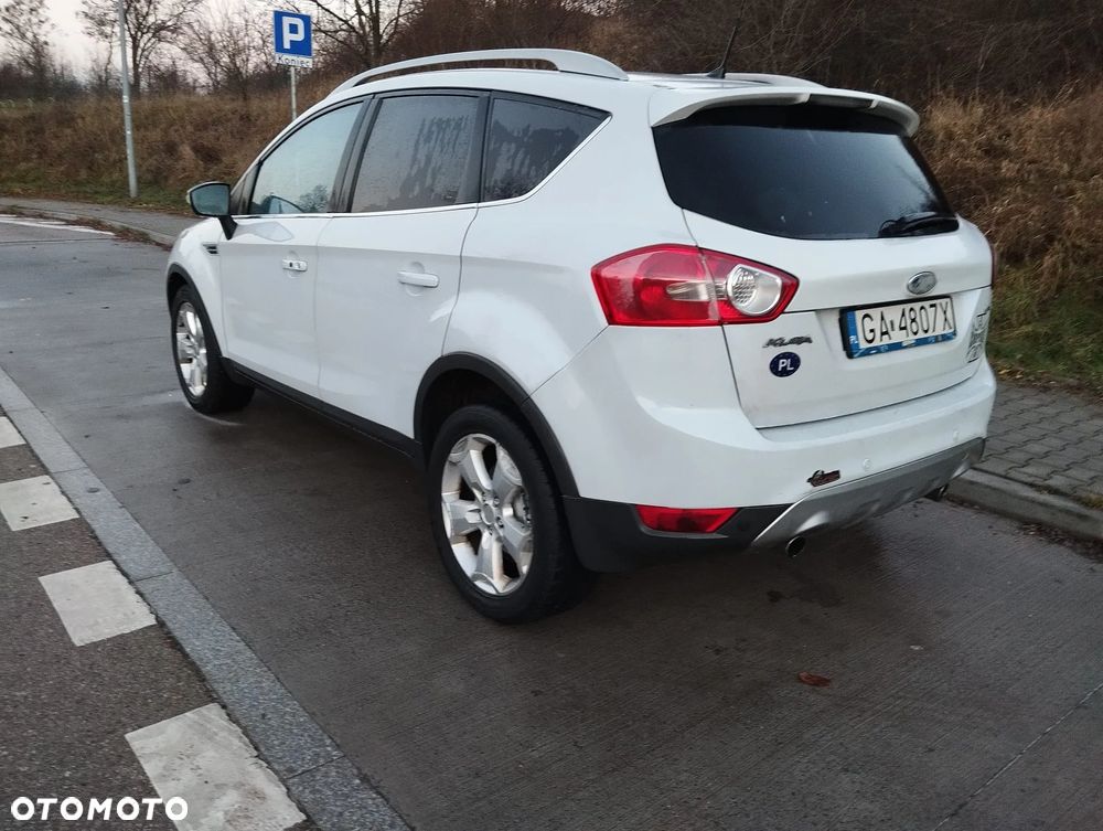 Ford Kuga 2.0 TDCi 2x4 Titanium - 6