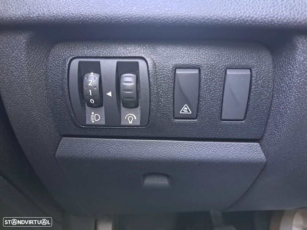 Renault Mégane 1.5 dCi Confort - 14
