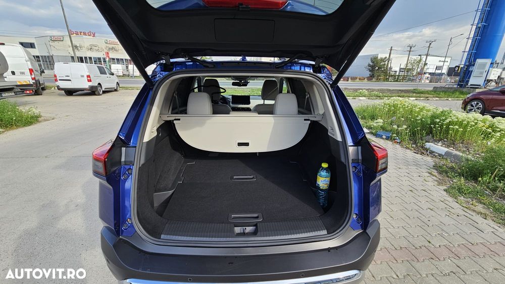 Nissan X-Trail e4ORCE 7 locuri Tekna - 18