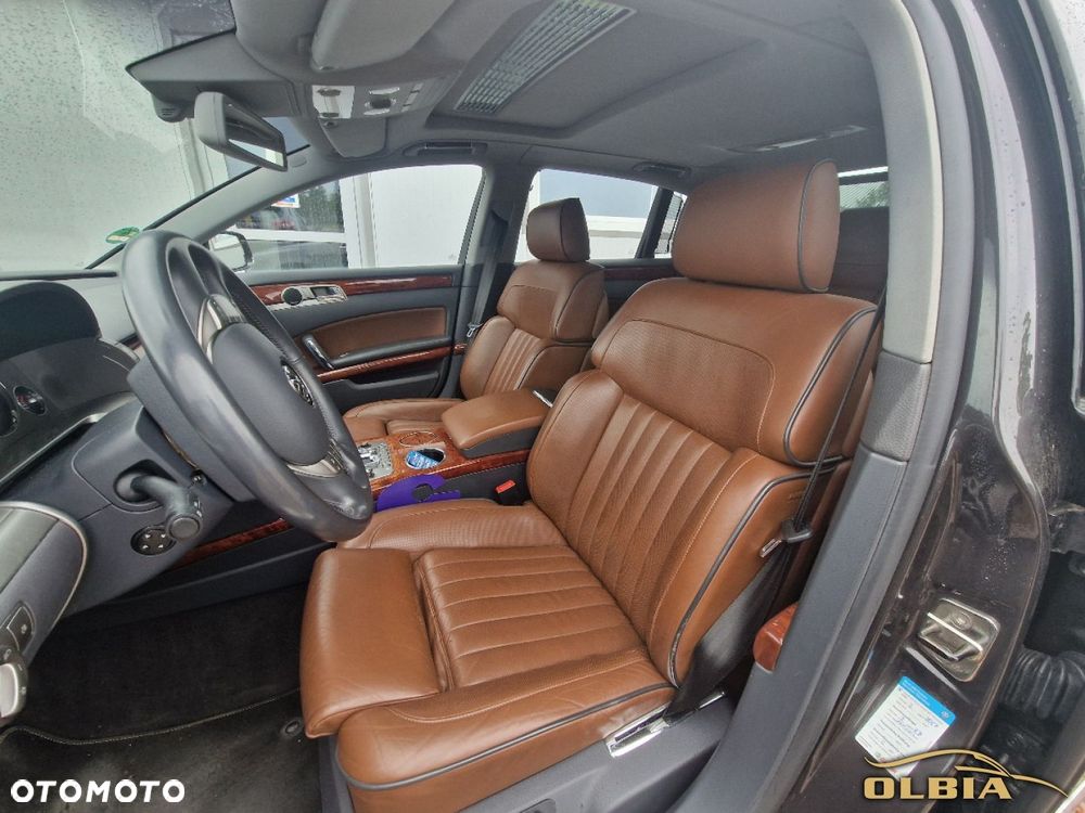 Volkswagen Phaeton - 5