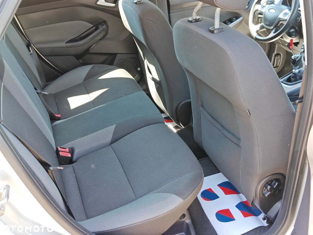 Ford Focus 1.6 TDCi Titanium - 8