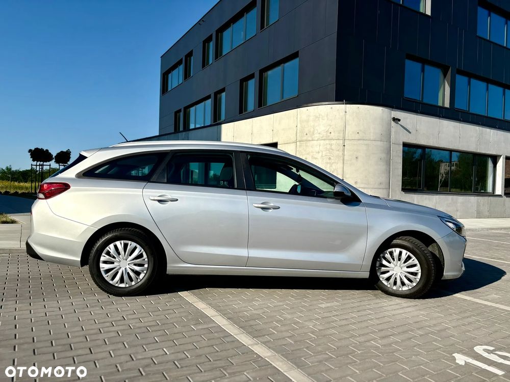 Hyundai i30 1.0 T-GDI Family - 5