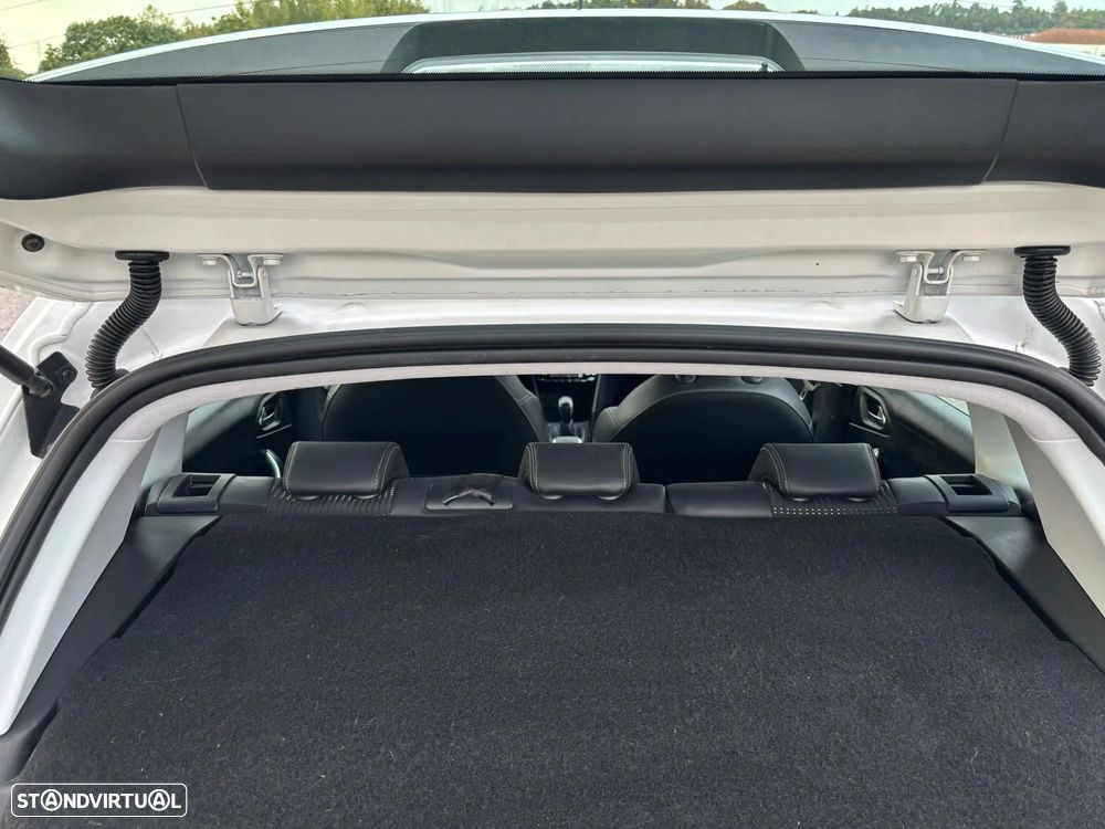 Peugeot 2008 1.2 PureTech Allure - 28