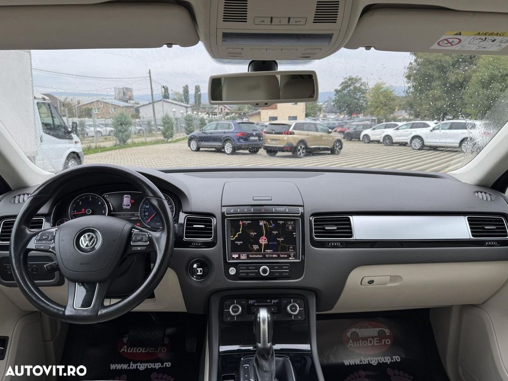 Volkswagen Touareg - 8