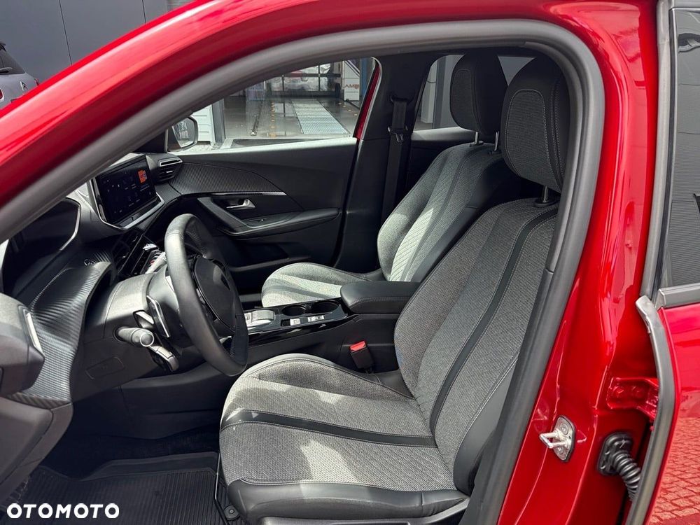 Peugeot 2008 - 9