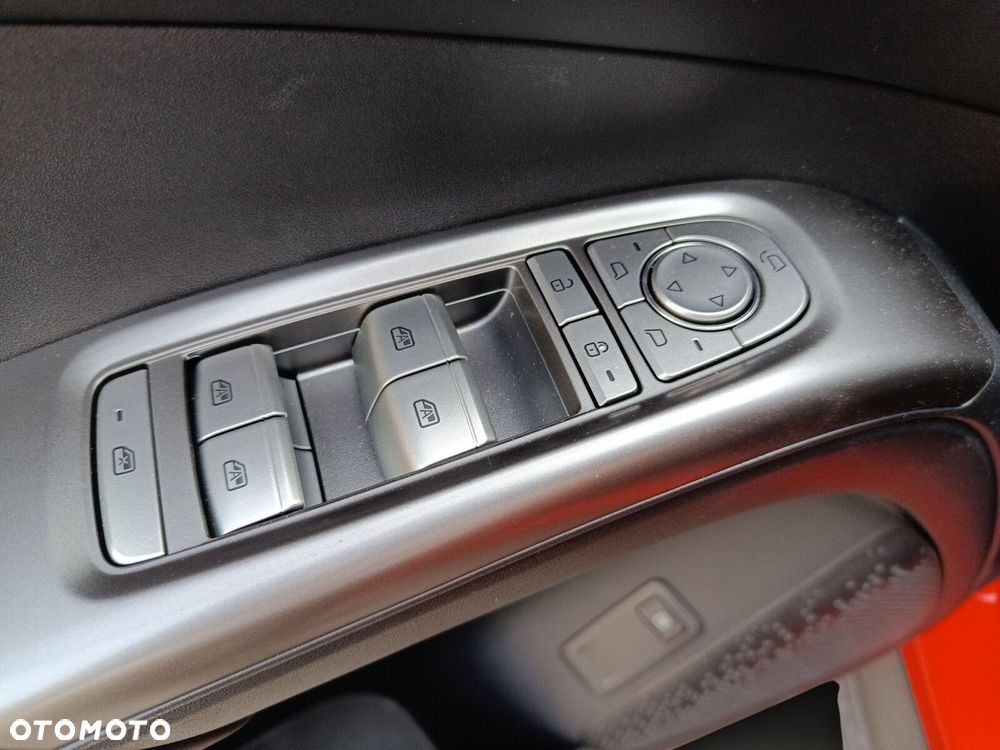 BYD Dolphin - 24