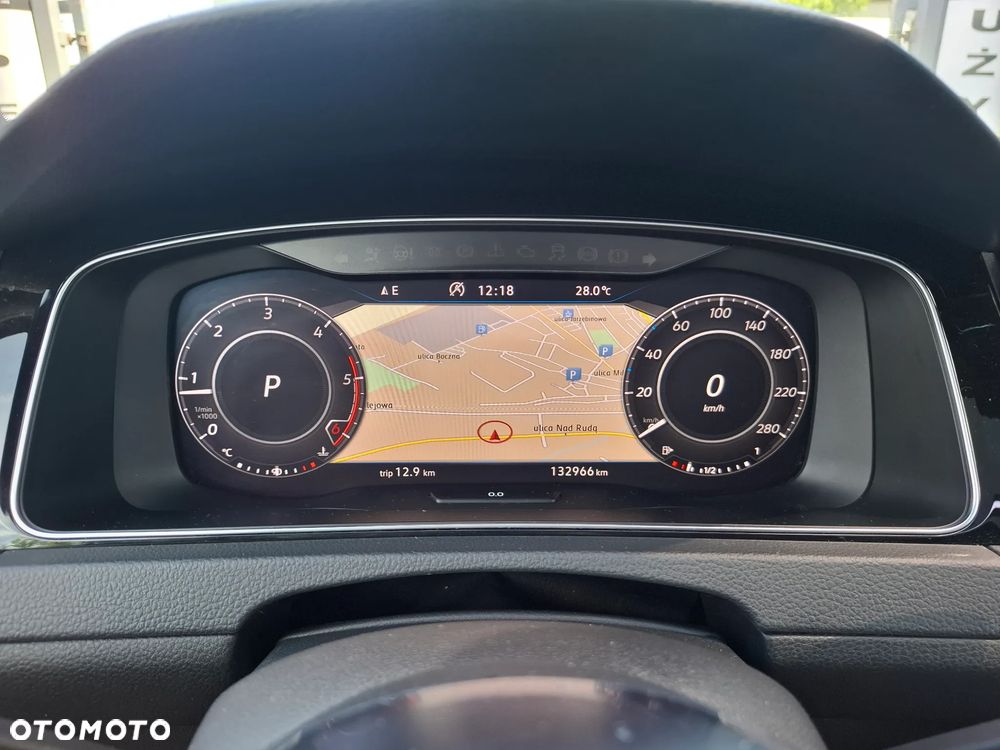 Volkswagen Golf - 15