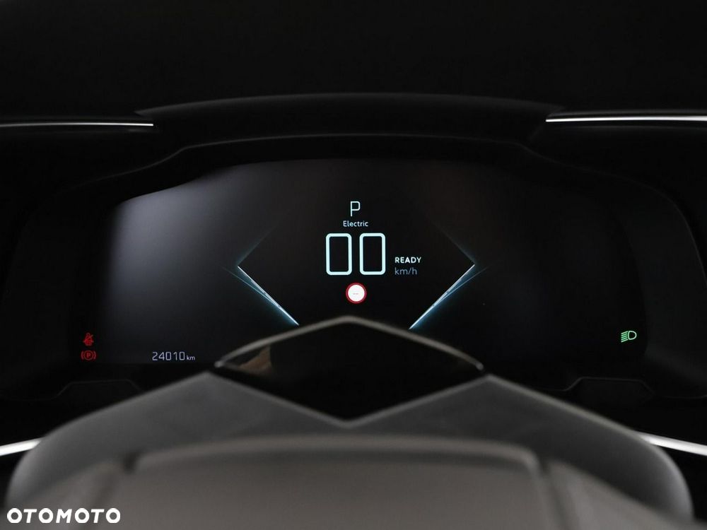 DS Automobiles DS 9 1.6 E-Tense Rivoli+ - 23