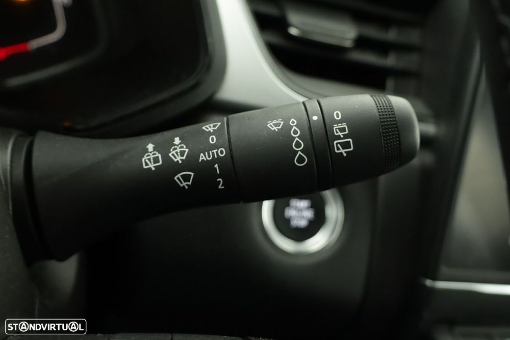 Renault Captur 1.0 TCe Techno Bi-Fuel - 18