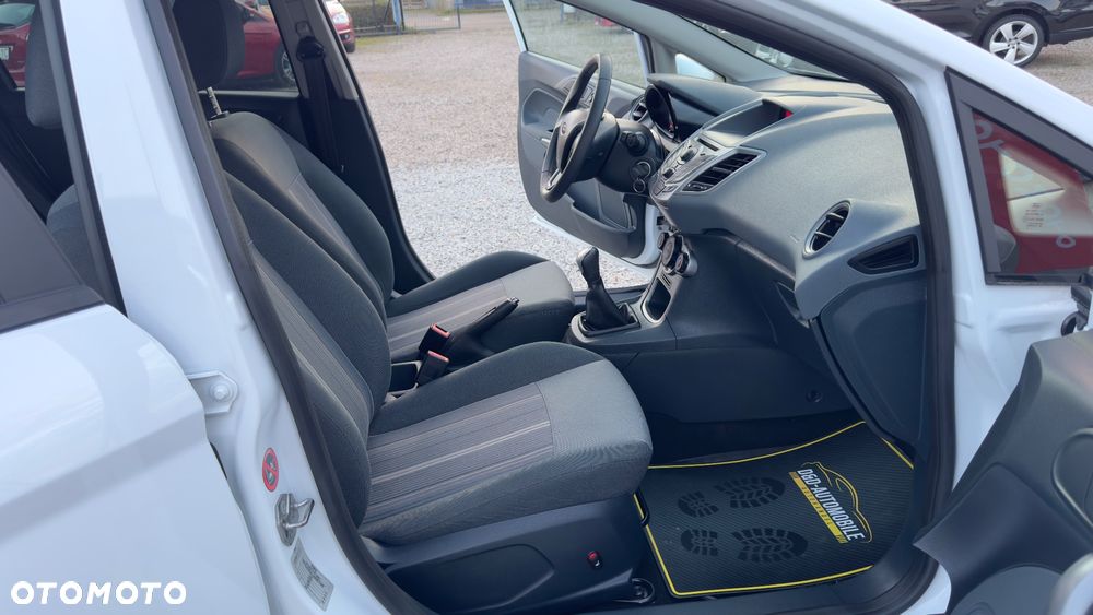 Ford Fiesta 1.4 Trend - 31