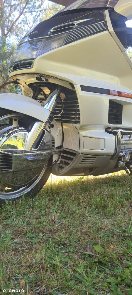 Honda GL - 11