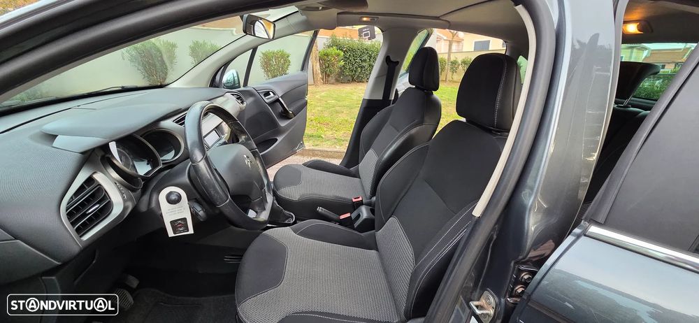Citroën C3 1.0 VTi Seduction J16 - 8
