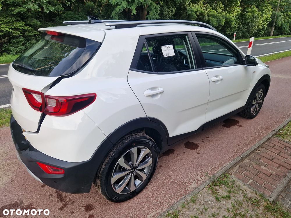 Kia Stonic - 4