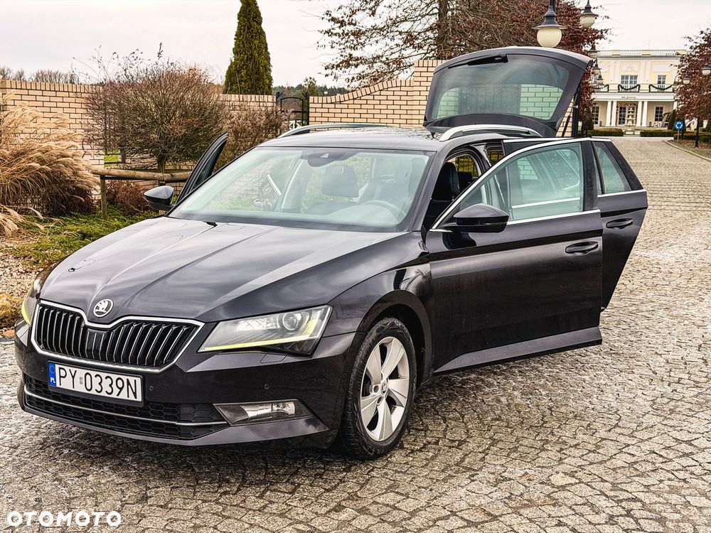 Skoda Superb 2.0 TDI DSG Ambition - 5