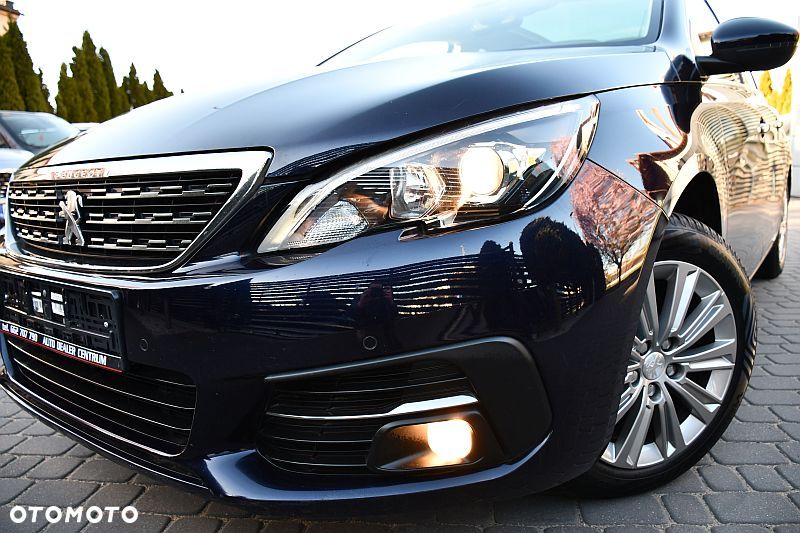 Peugeot 308 BlueHDi 130 EAT8 Stop & Start Allure Pack - 34