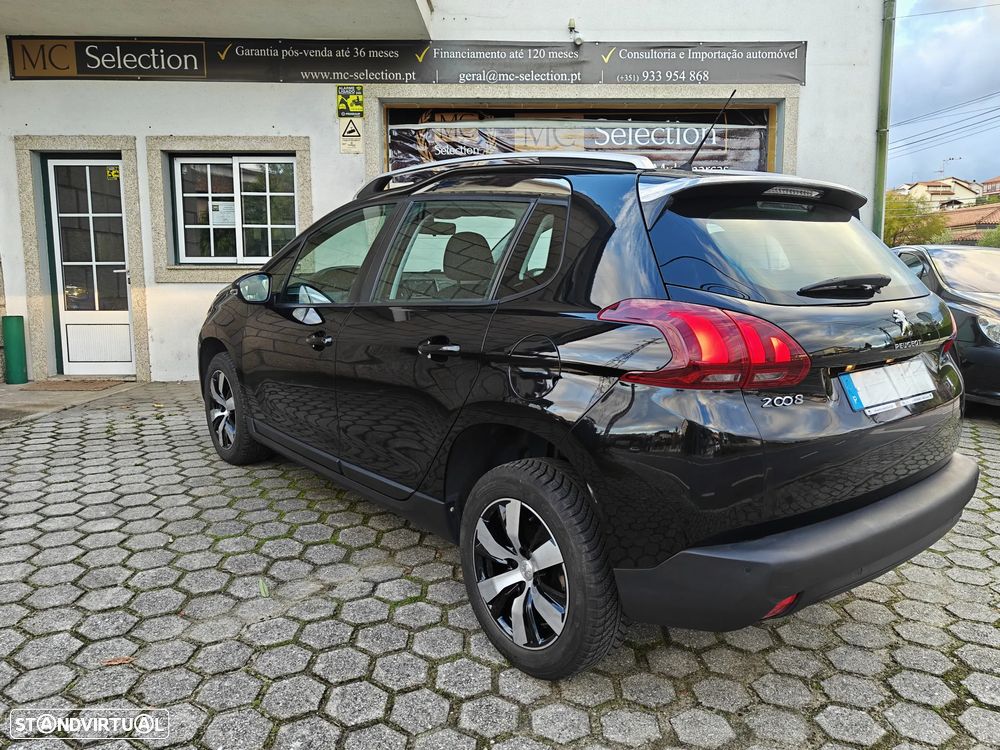 Peugeot 2008 1.5 BlueHDi Style - 4