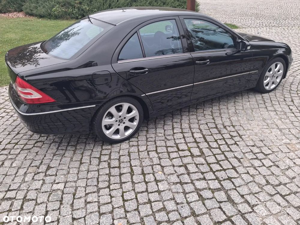 Mercedes-Benz Klasa C - 24