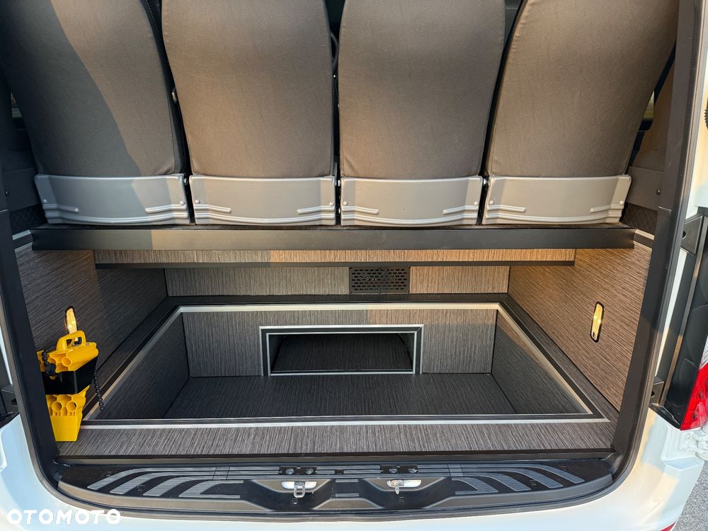 Mercedes-Benz Sprinter 517 - 14