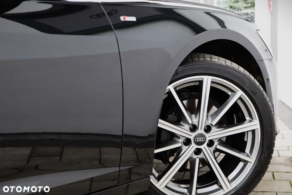 Audi A6 Avant 40 TDI quattro S tronic S line - 16