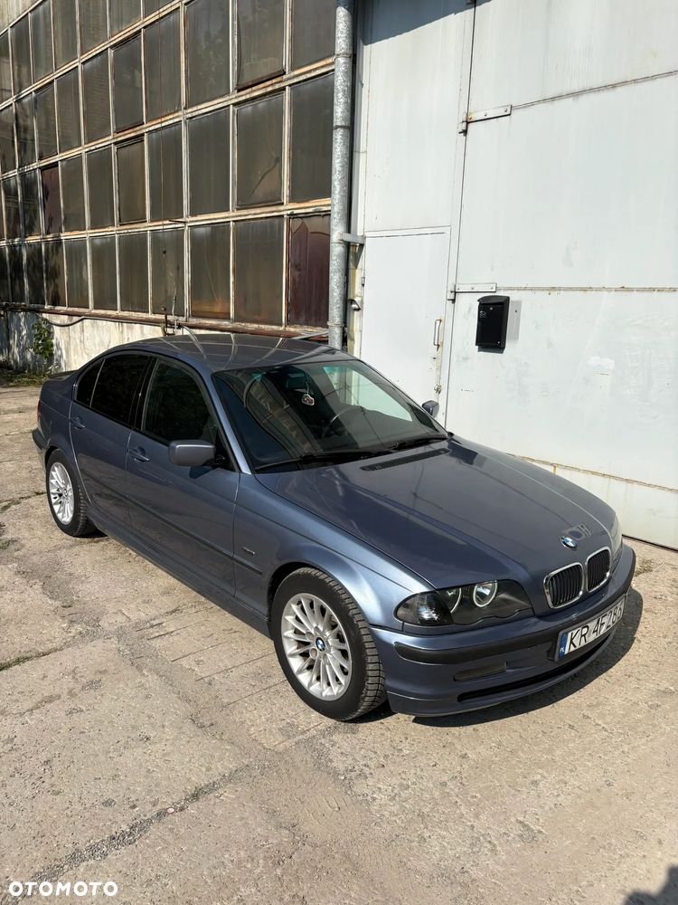 BMW Seria 3 320d - 16