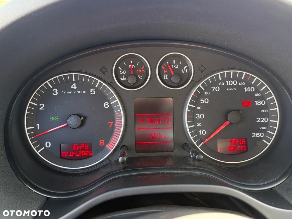 Audi A3 3-drzwiowe 1.6 Ambiente - 15