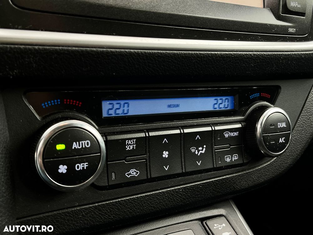 Toyota Auris - 18