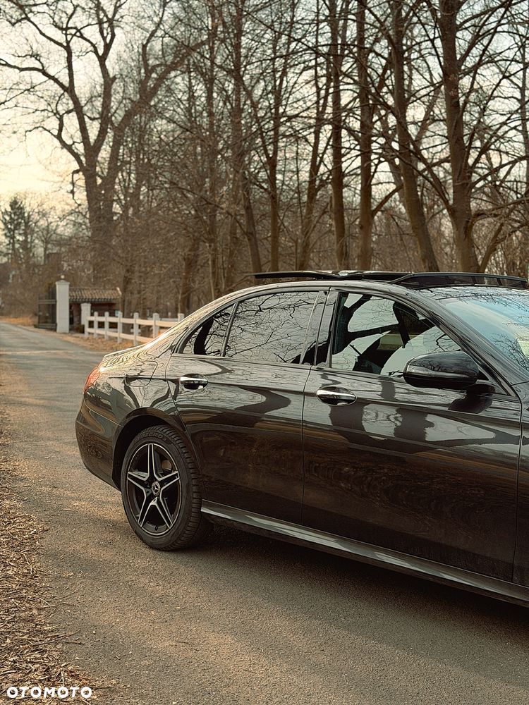 Mercedes-Benz Klasa E 220 d AMG - 4
