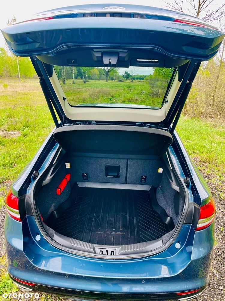 Ford Mondeo 2.0 EcoBlue Titanium - 11