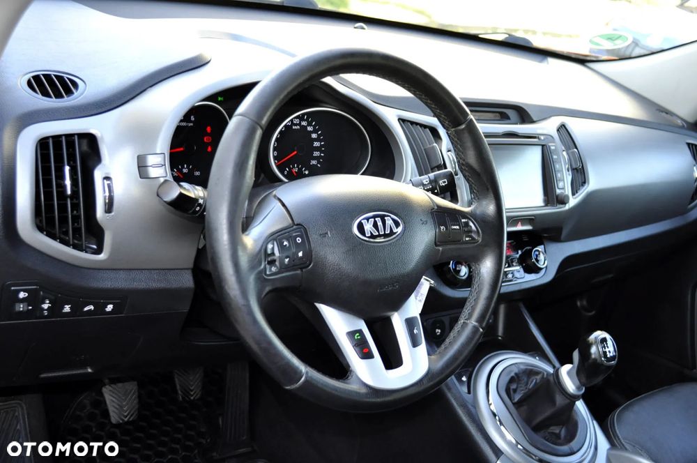 Kia Sportage 2.0 CRDI 4WD Attract - 29