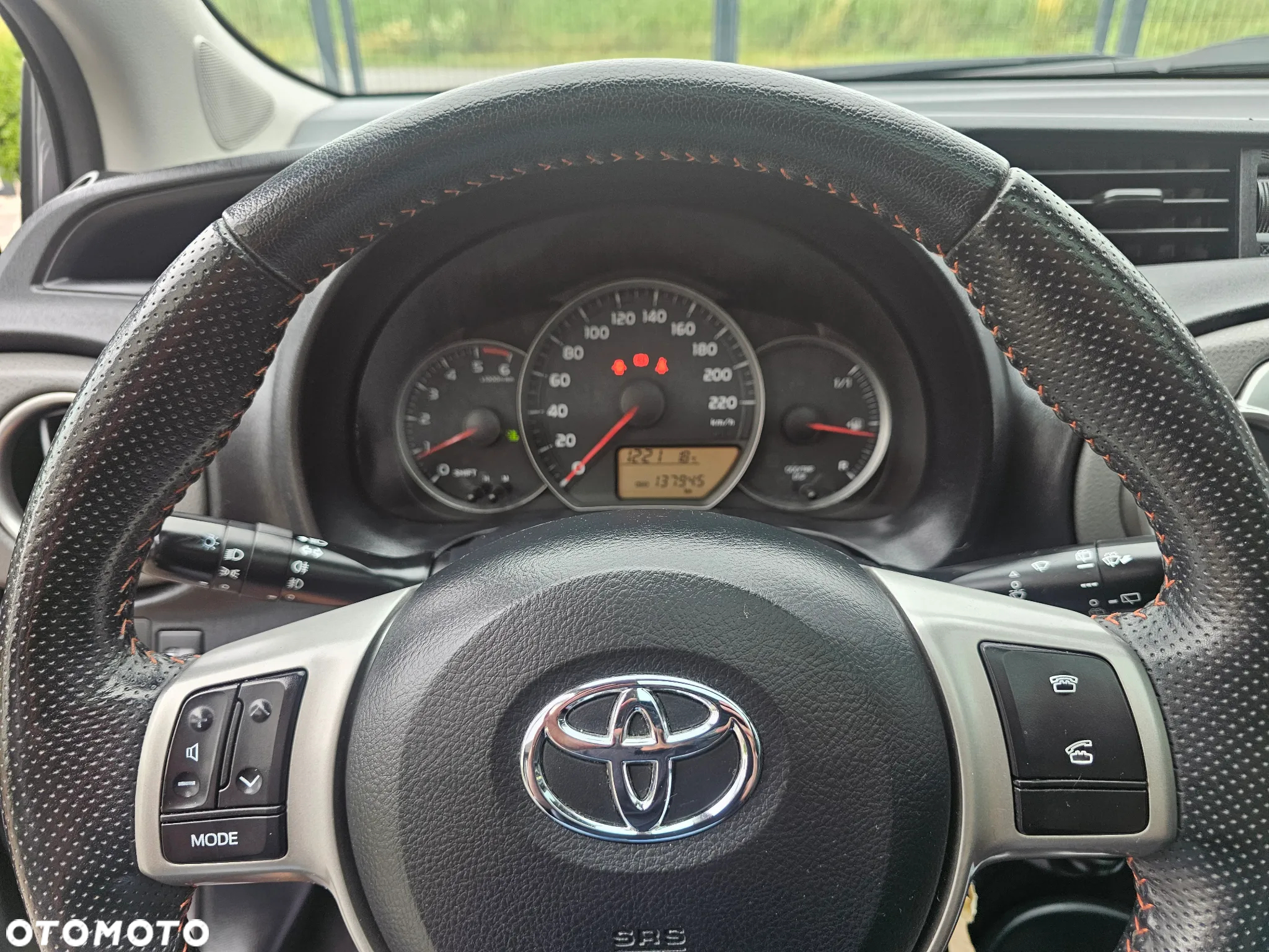 Toyota Yaris 1.4 D-4D Sol - 9