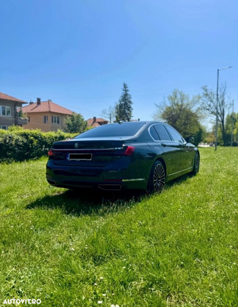 BMW Seria 7 740d xDrive - 2