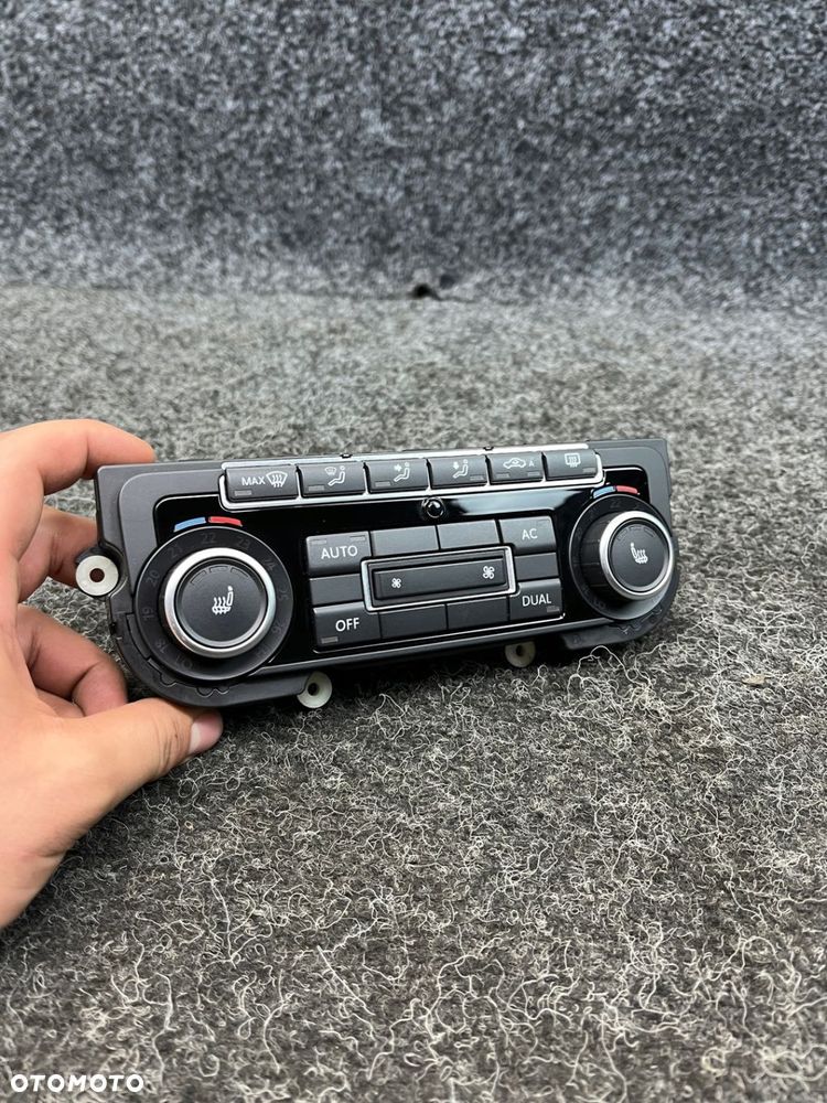 vw golf VI lift passat b7 panel nawiewu klimatyzacji 5K0907044