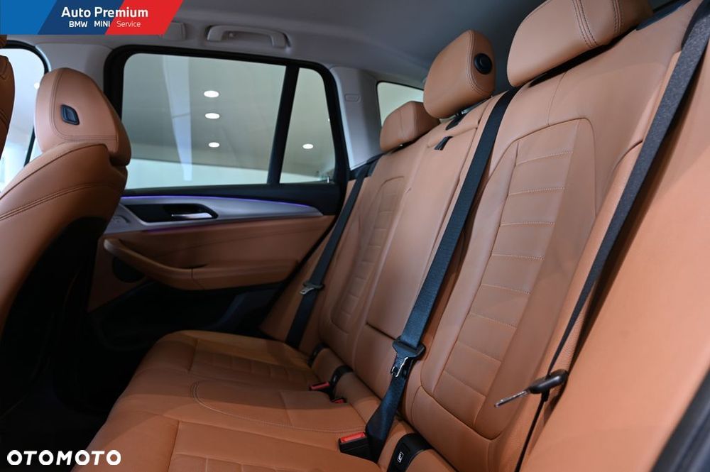 BMW X3 xDrive20d - 13