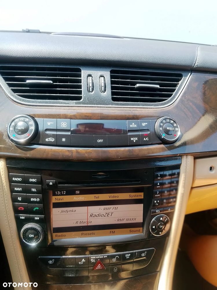Mercedes-Benz CLS 350 CGI 7G-TRONIC - 17