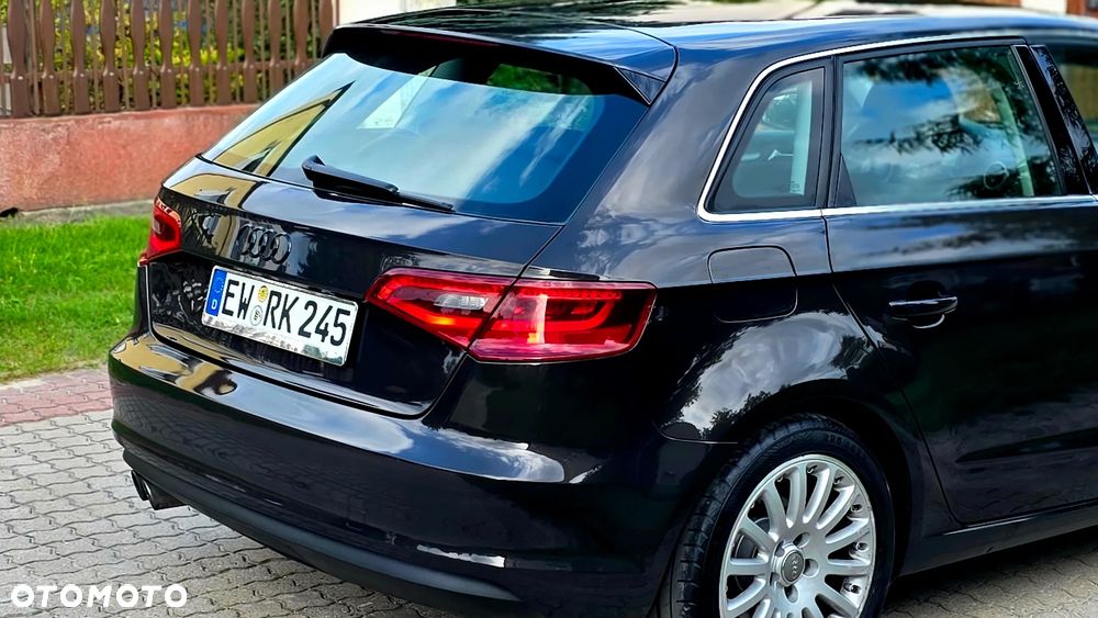Audi A3 Sportback 1.4 TFSI Ambiente - 12