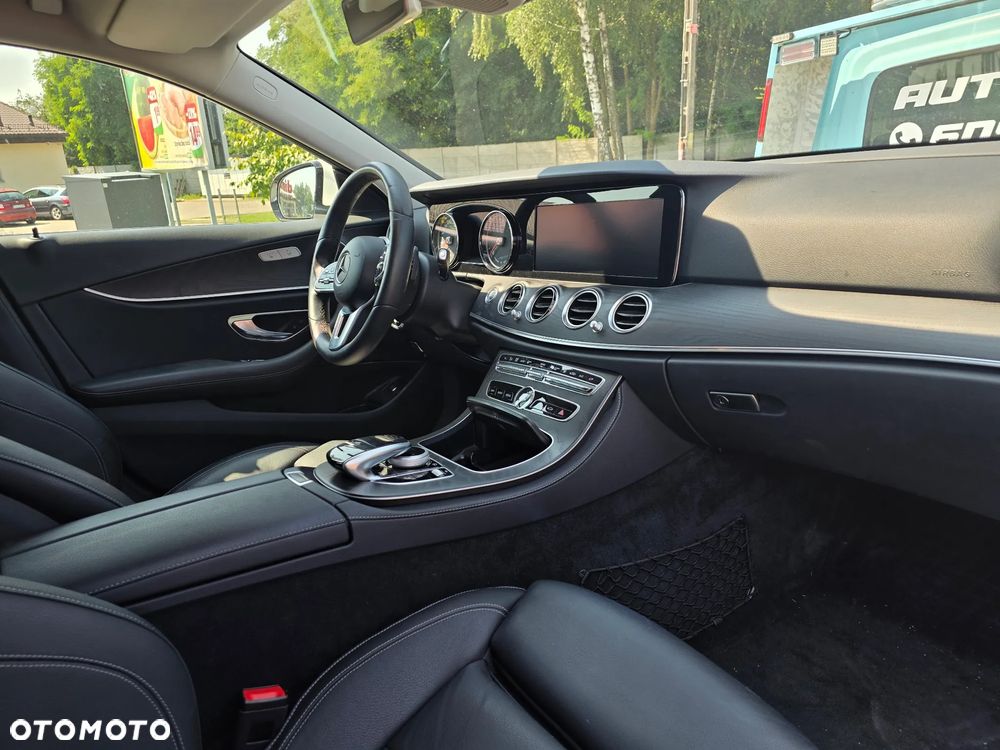 Mercedes-Benz Klasa E 300 de 9G-TRONIC Exclusive - 20