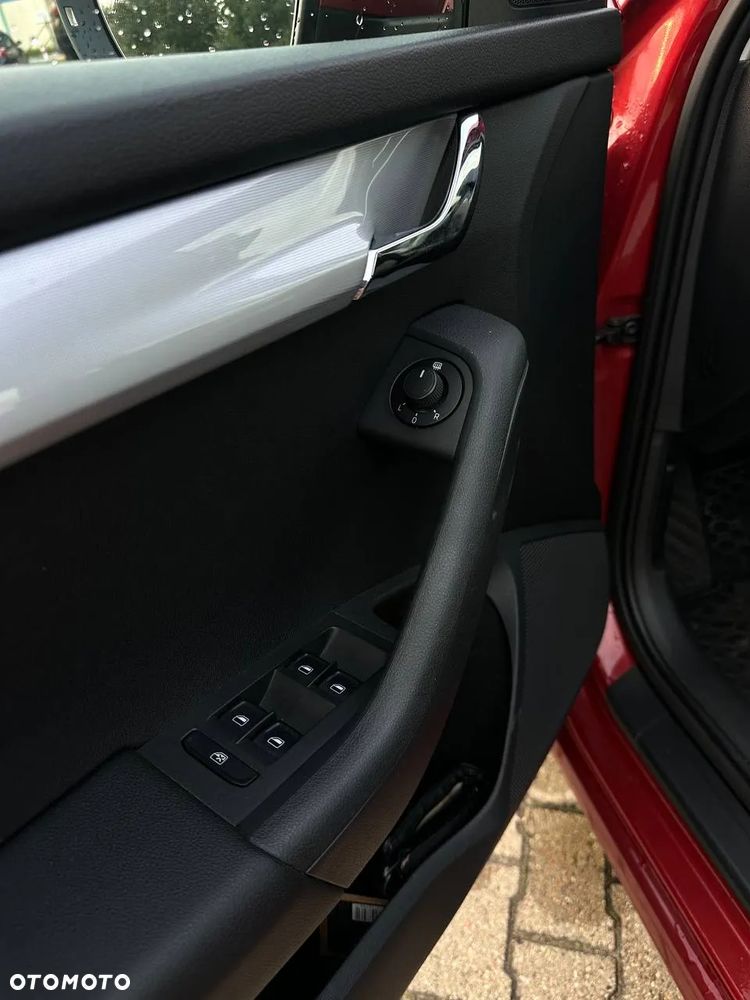 Skoda Octavia 1.6 TDI Active DSG - 12