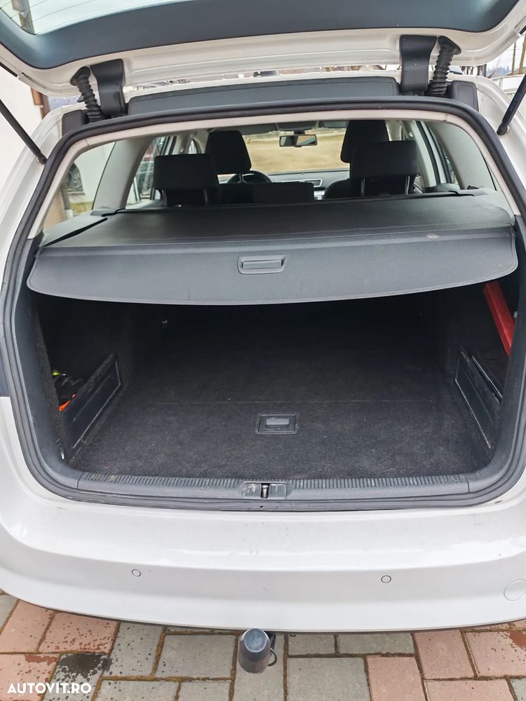 Volkswagen Passat 2.0 TDI DPF R-Line Edition - 10