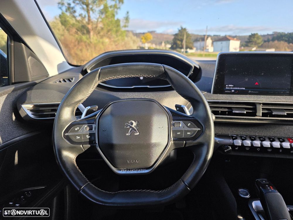 Peugeot 5008 1.6 BlueHDi Allure EAT6 - 28