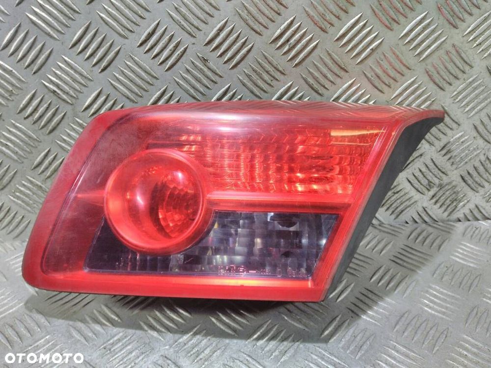 LAMPA PRAWA TYLNA RENAULT VEL SATIS - 1