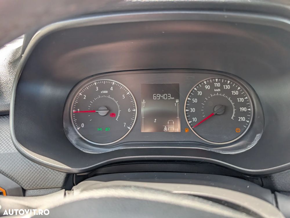 Dacia Sandero Stepway TCe 90 MT6 Comfort - 6