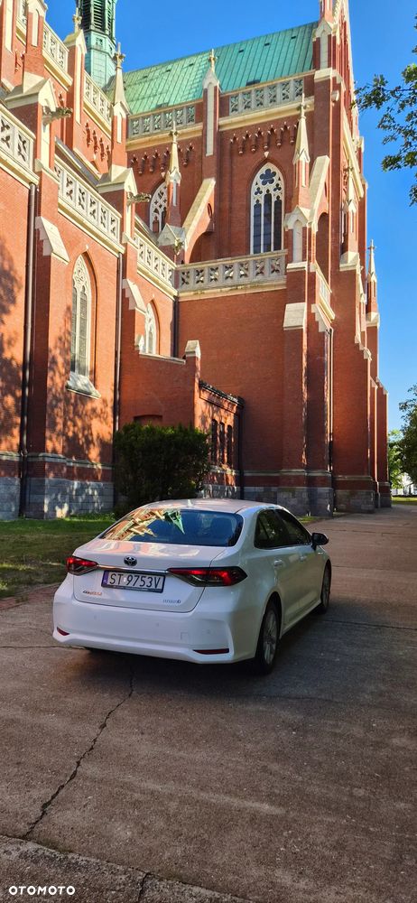 Toyota Corolla 1.8 Hybrid Comfort - 14