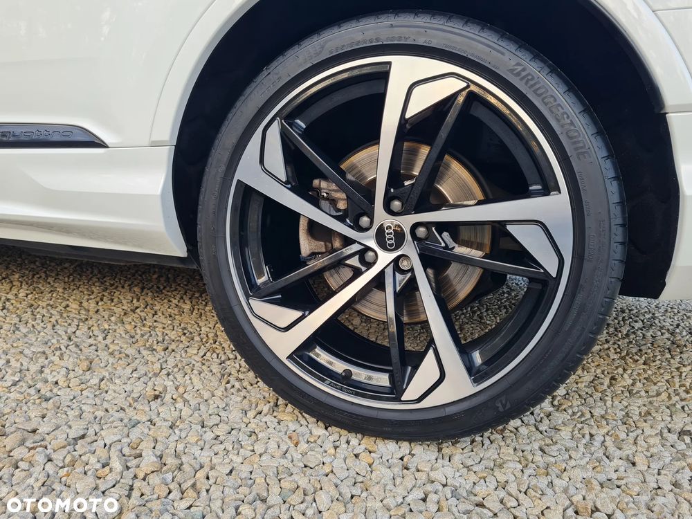 Audi Q7 - 8