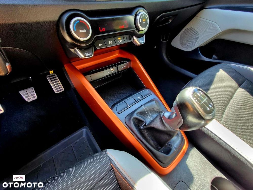 Kia Stonic - 12