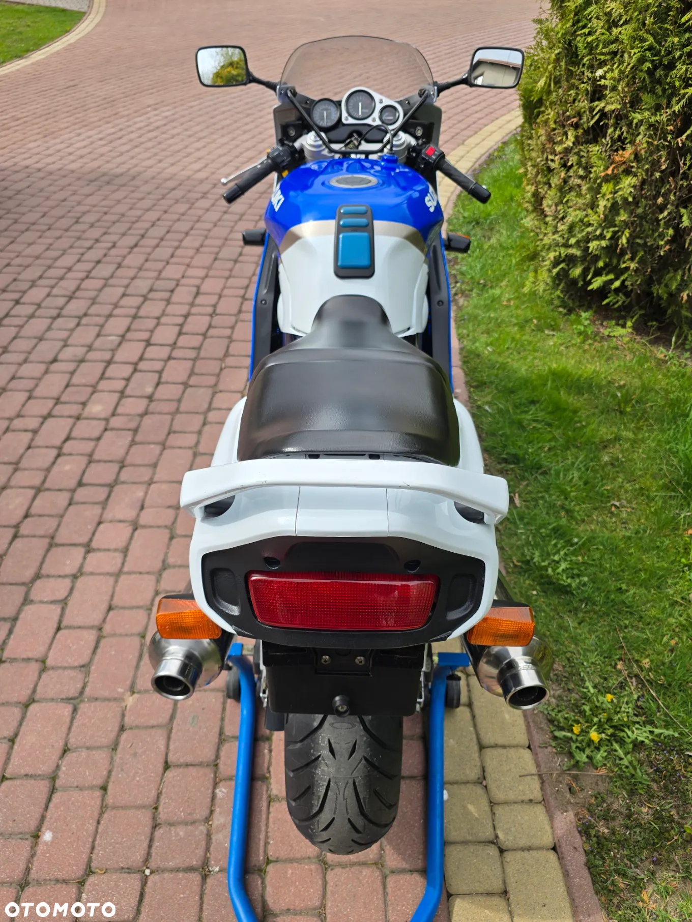 Suzuki GSX-R - 8